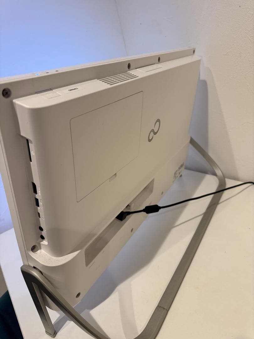 富士通ESPR IMO WF1/D3Win11 メモリ16GB