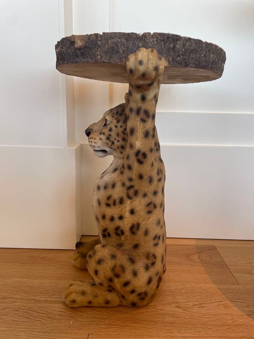 サイドテーブル　ヒョウ