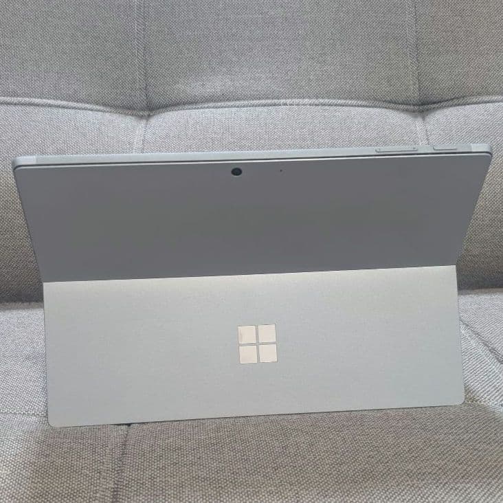 【訳あり】Surface Pro 7 i5 8GB 128GB タイプカバー付c