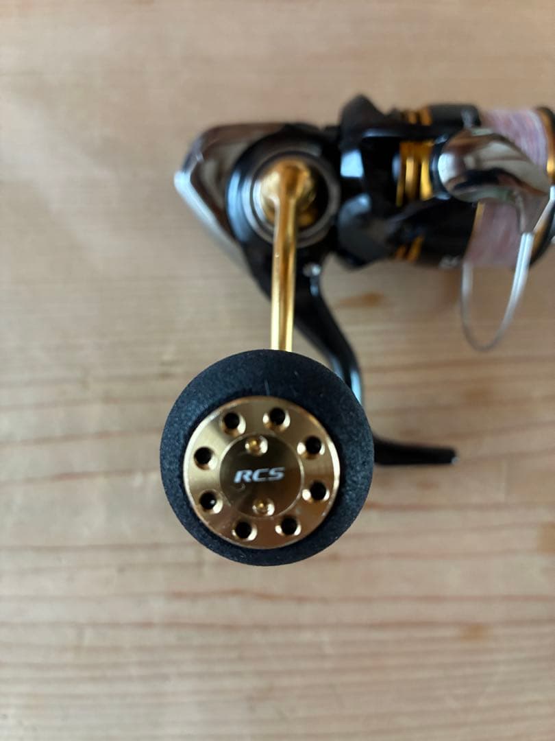 ダイワ レガリス LT2500S-XH RCSノブ付き