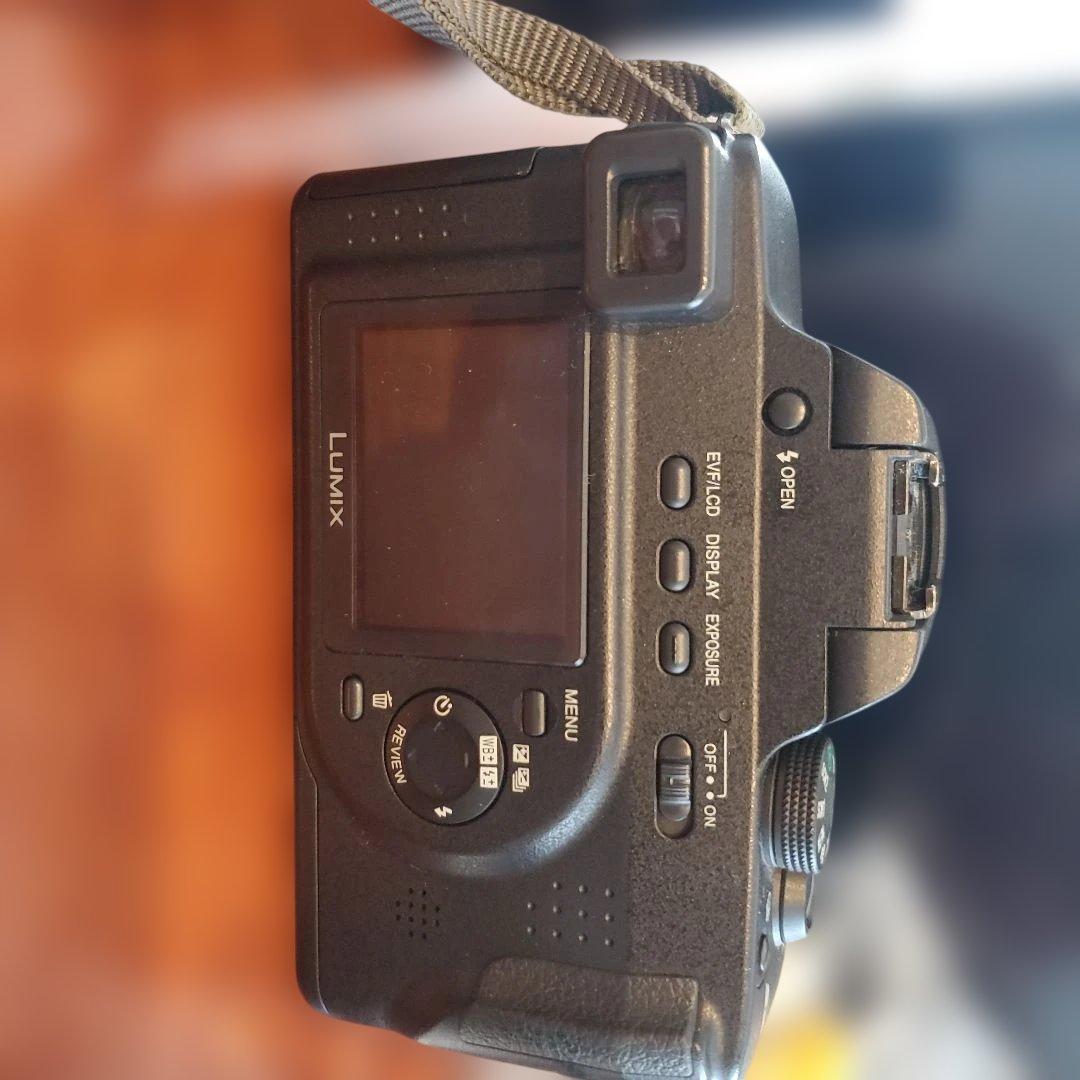 Panasonic DMC-FZ20 デジタルカメラ(中古作動確認済み)