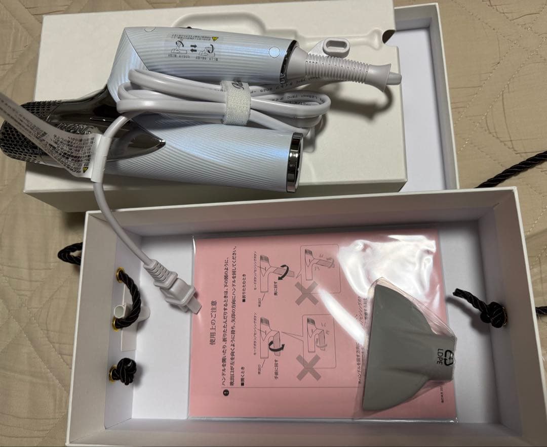 新品・未使用・保証書用シール付！ReFa リファ スマート ドライヤー 白