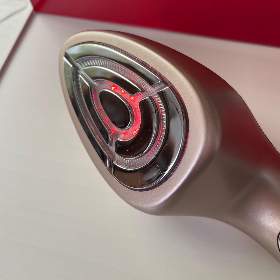 MEラボンエクラ　美顔器 ME LABOUM ECLAT ECT-02