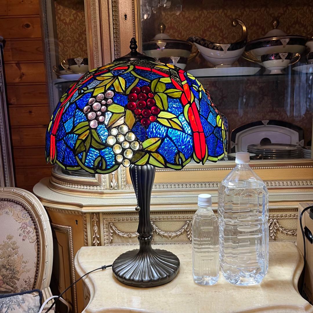 新品未使用　特大　ステンドランプ　ステンドガラス　ブドウ　葡萄　卓上ライト　開運