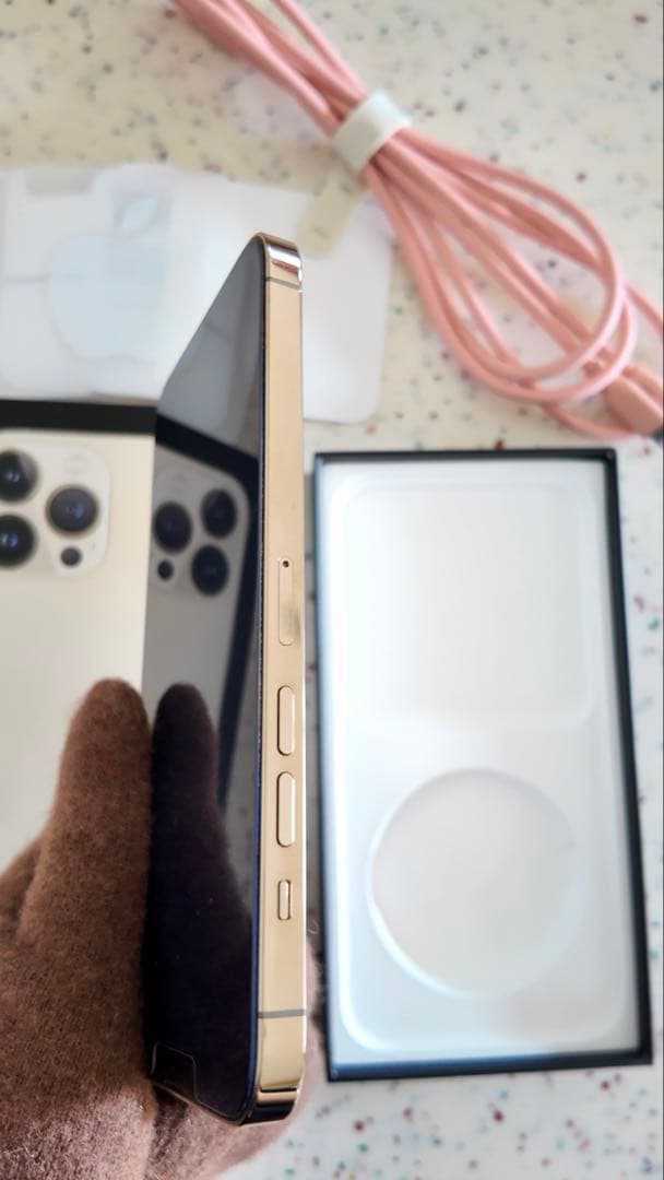 【最終価格Ankerコード付】iPhone 13ProMaxゴールド 256GB