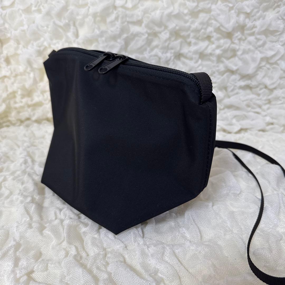 エルベシャプリエ 2885N ナイロン舟型ショルダーバッグS ノワール