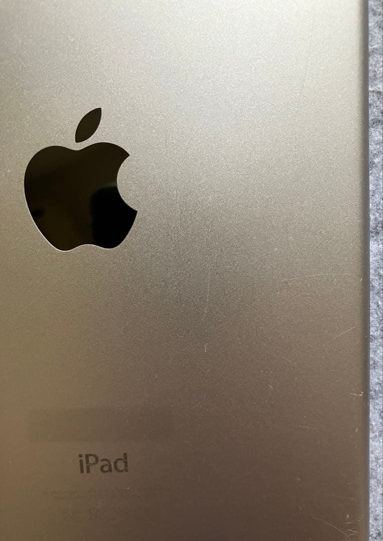 iPad mini4 WiFiモデル　128GB