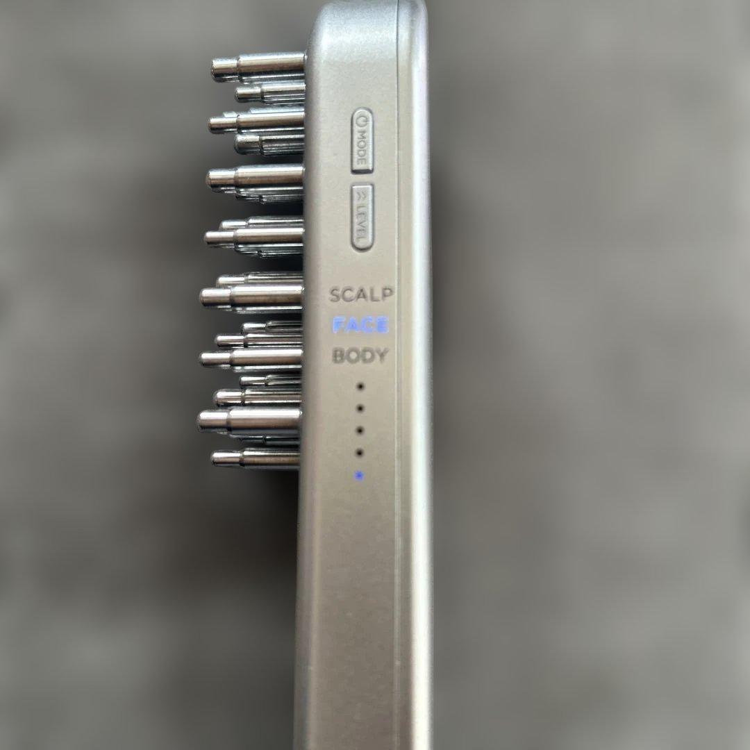 SALONIA マッサージブラシ シルバー