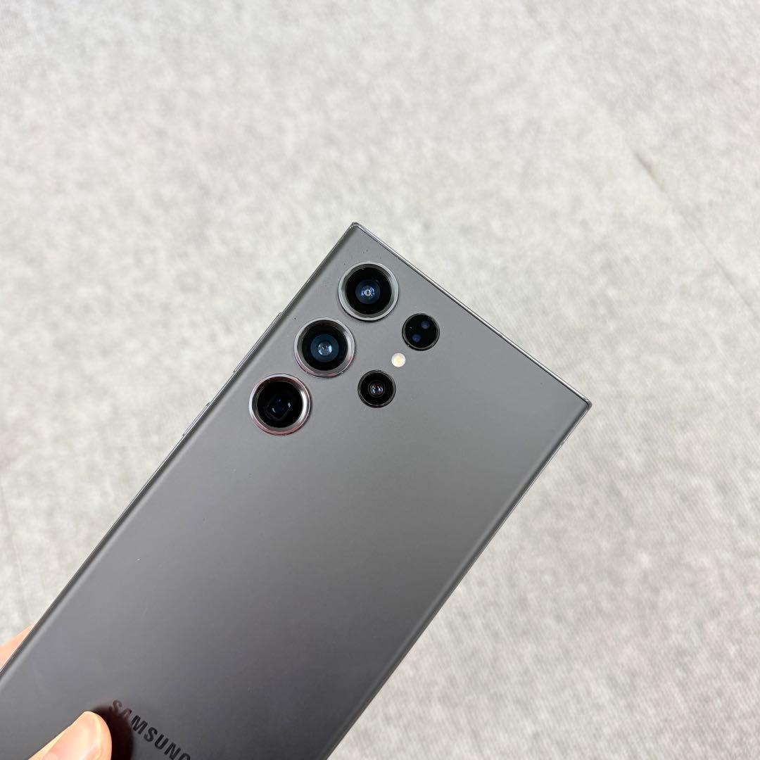 Samsung GalaxyS23Ultra 256GBブラック SIM フリ－