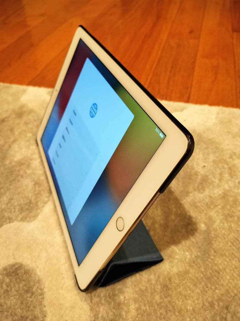 【最近まで現役】Apple iPad Air2 128GB ゴールド A1566