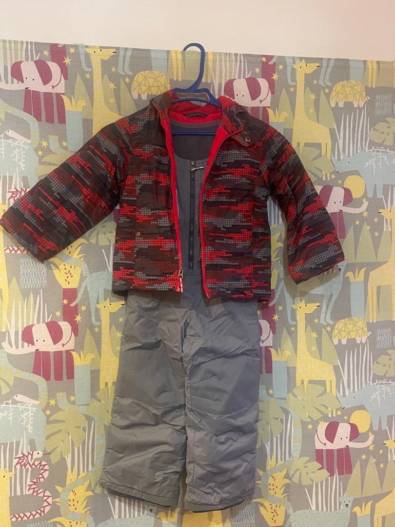 子供用スキーウェア2着セット 赤・グレー迷彩、オレンジ•青迷彩