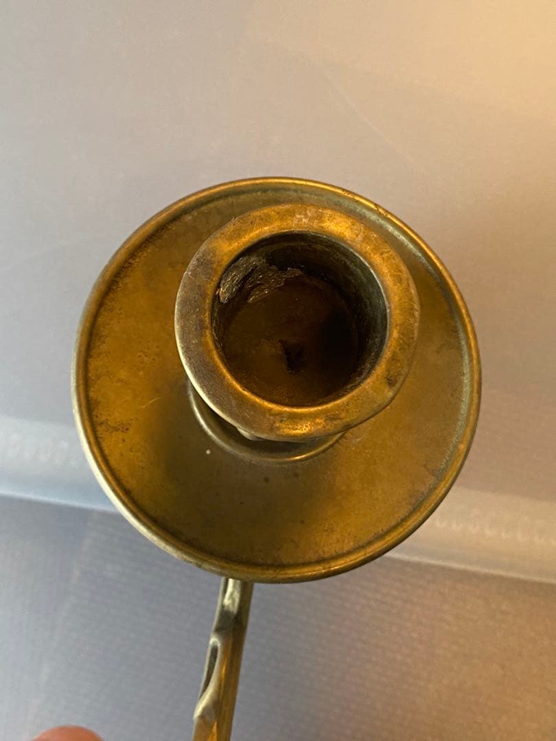 イギリスアンティーク真鍮製装飾キャンドルホルダー