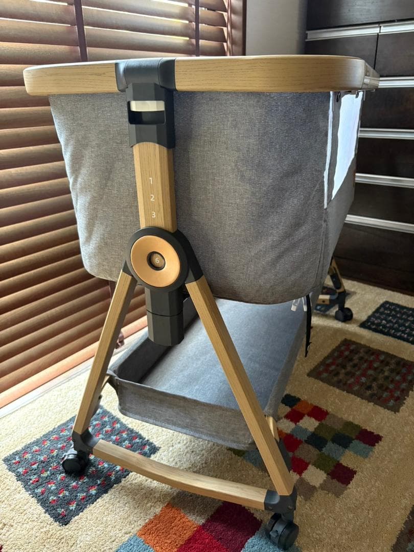 HZDMJ ベビーベッド　収納かご蚊帳マット付　キャスターらくらく移動　揺りかご