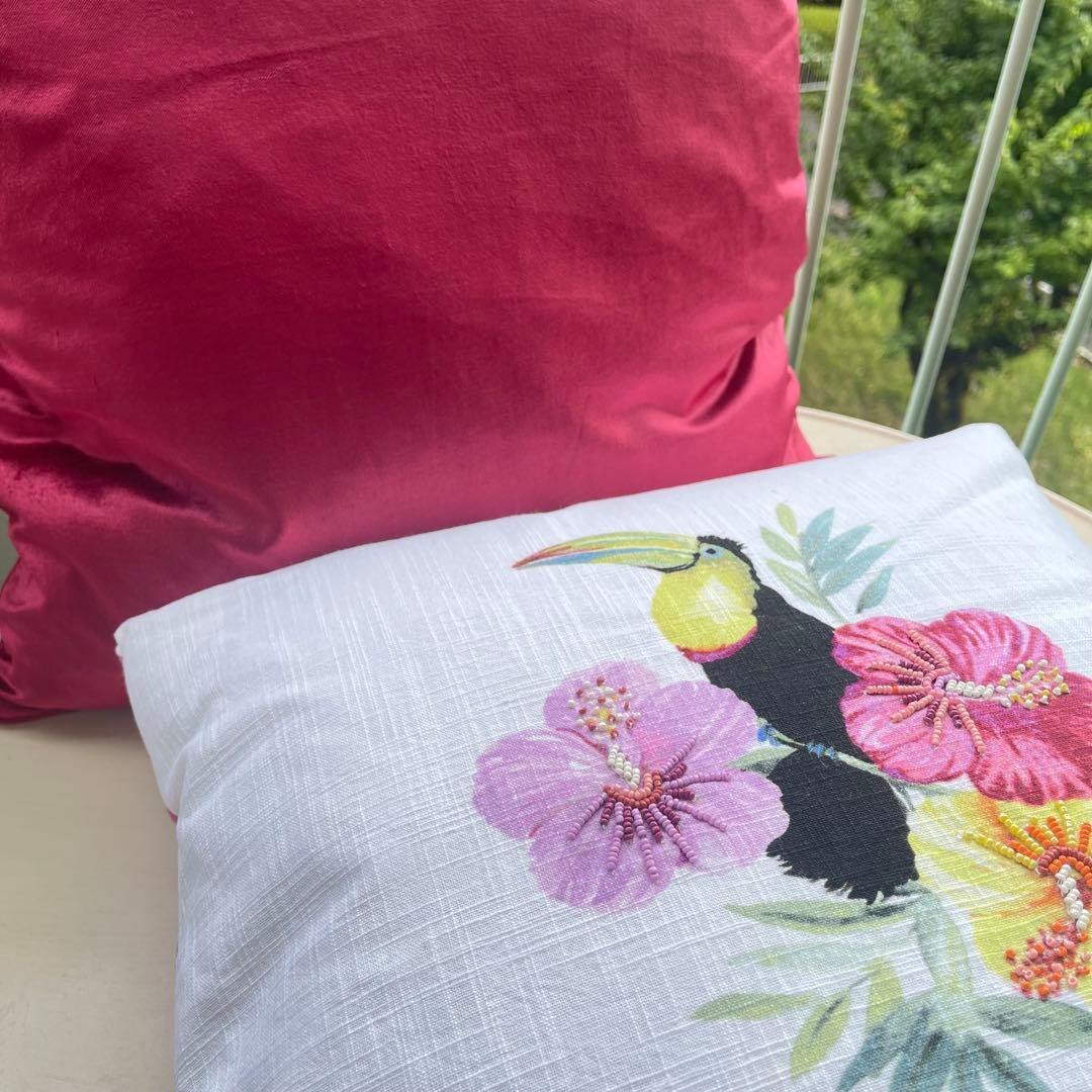 【2個】ローラアシュレイ クッション2個　新品タグ付き