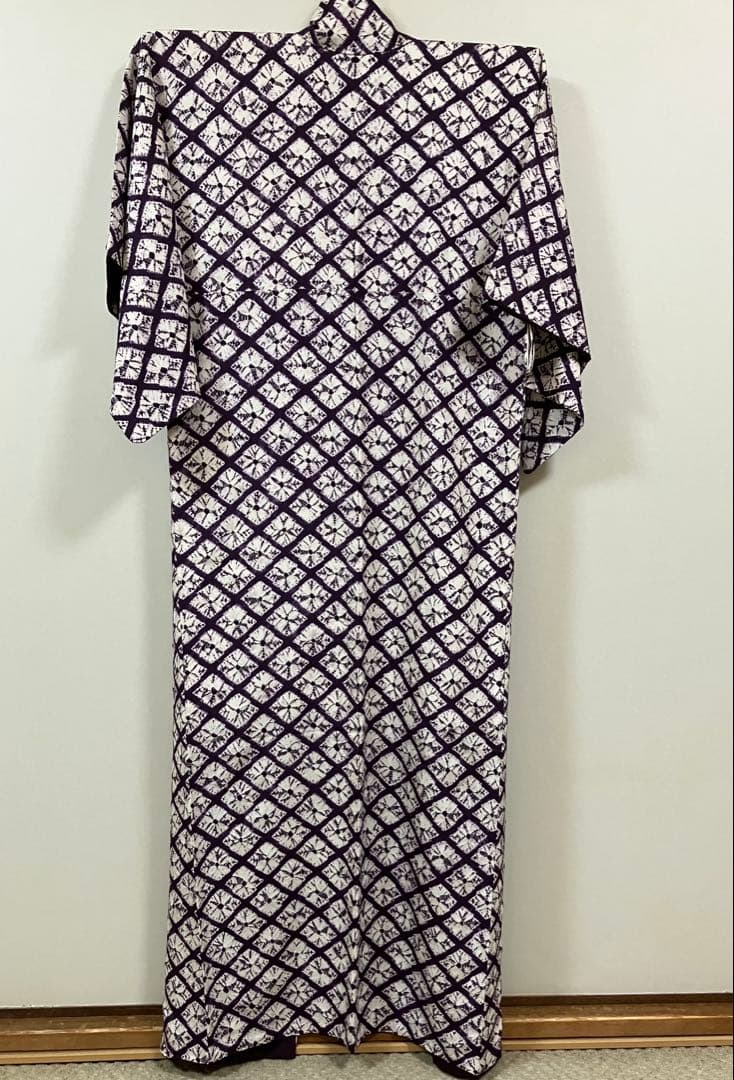 専用 裄丈68 身丈162紫根染 袷着物 証紙付き パールトーン加工