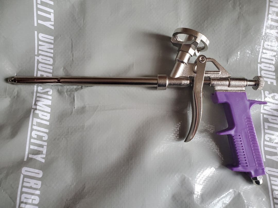 新品&便利♪汎用 長持ち 発泡ウレタン フォームガン断熱材 建築 工具補修に