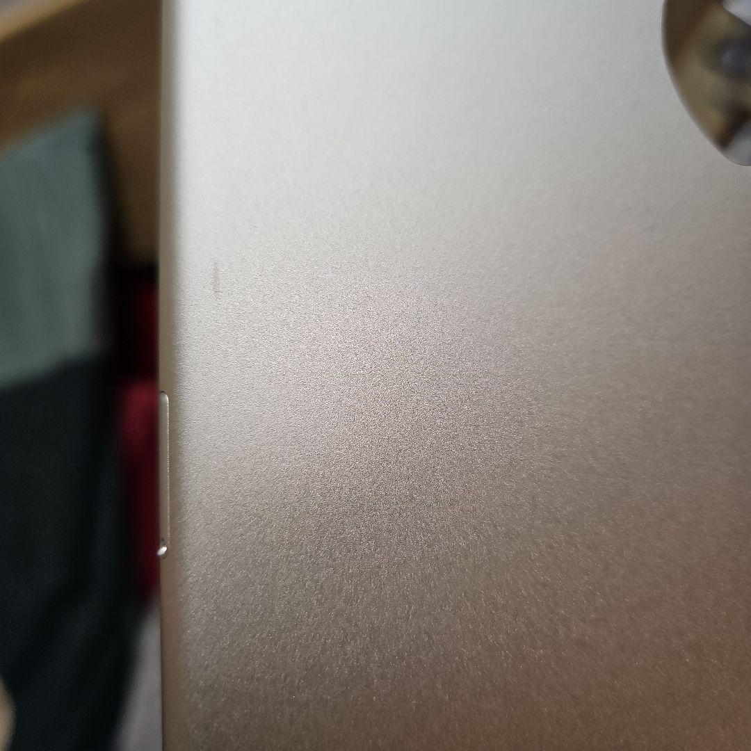 Apple iPad mini 4 128GB ホワイト(セルラーモデル）