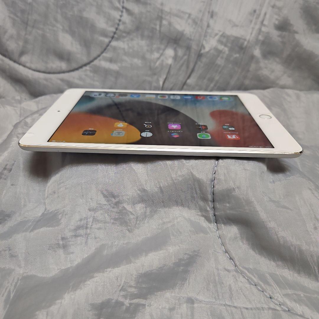 Apple iPad mini 4 128GB ホワイト(セルラーモデル）