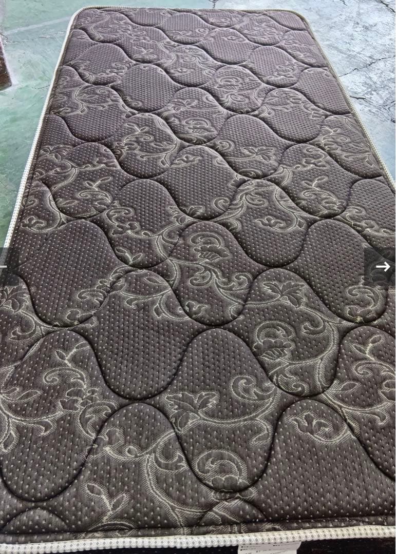 美品 シモンズ　グランゲート　ベッドフレーム&マットレス