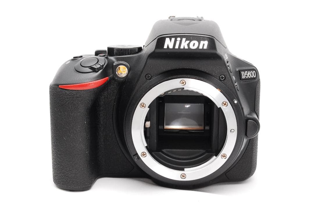 Wレンズキット♥ Nikon D5600 ♥ 美品 一眼レフ 初心者おすすめ