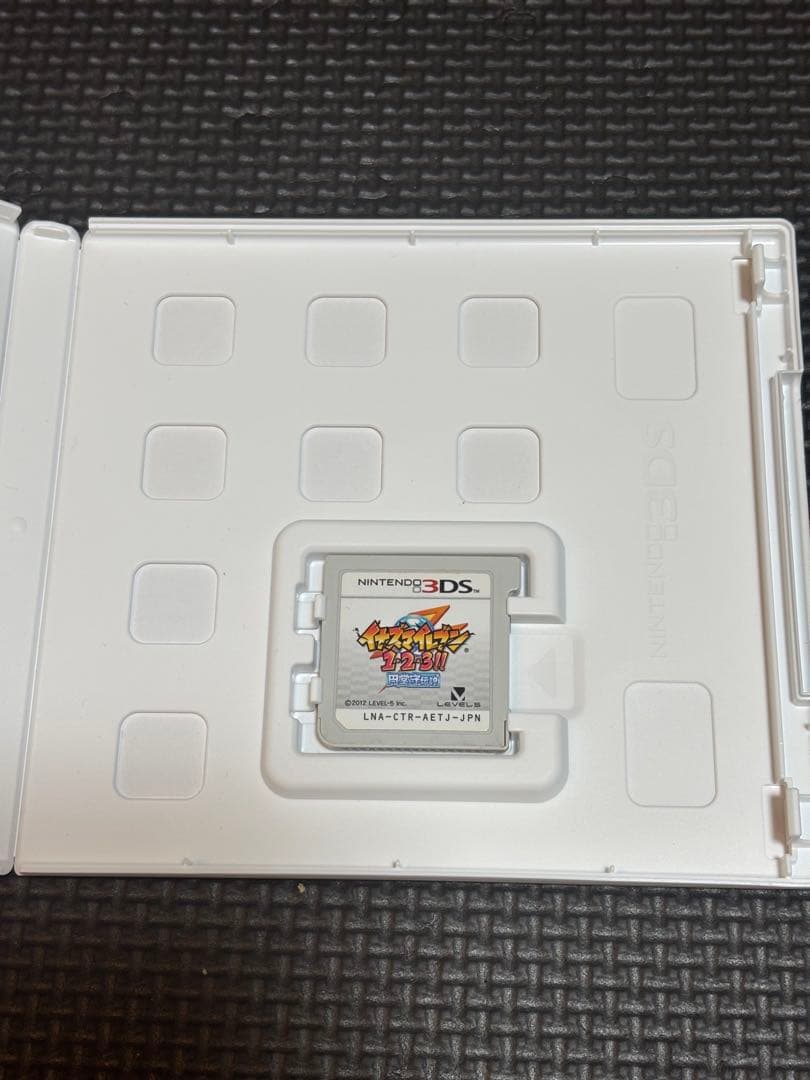 イナズマイレブン 1・2・3!! 円堂守伝説 （Nintendo3DSソフト）