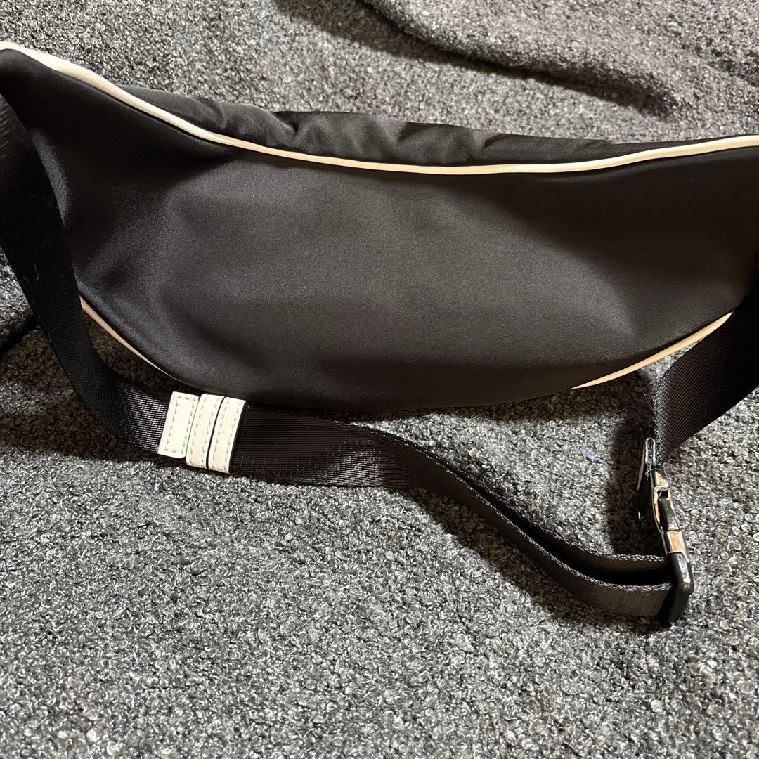 MICHAEL KORS ボディバッグ・ウエストポーチ ブラック