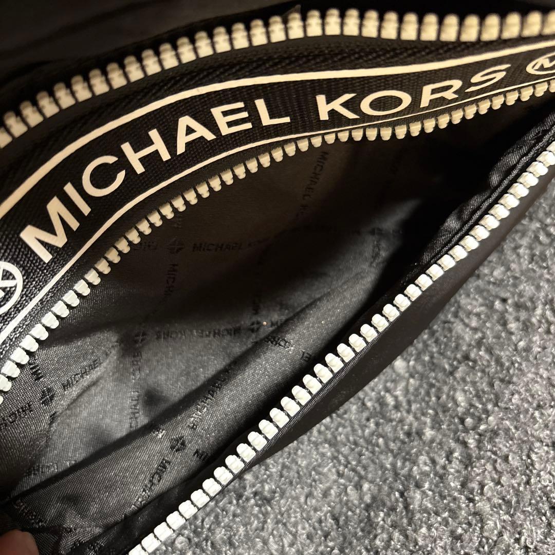 MICHAEL KORS ボディバッグ・ウエストポーチ ブラック