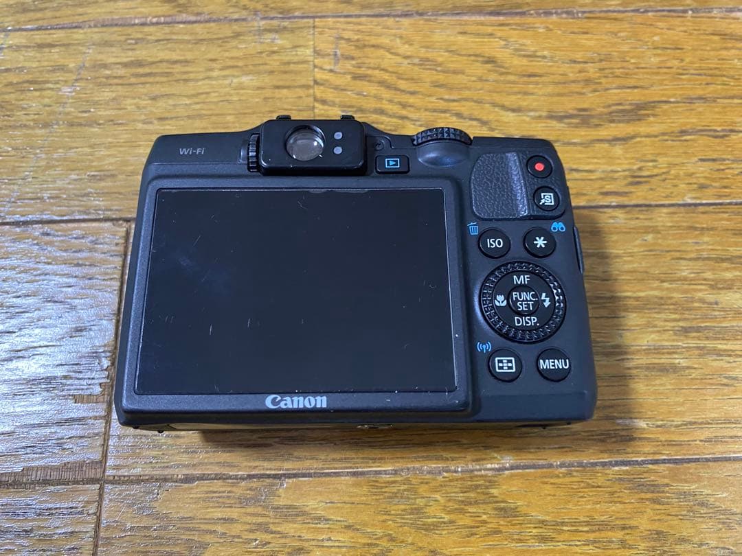 Canon PowerShot G16 本体と付属品