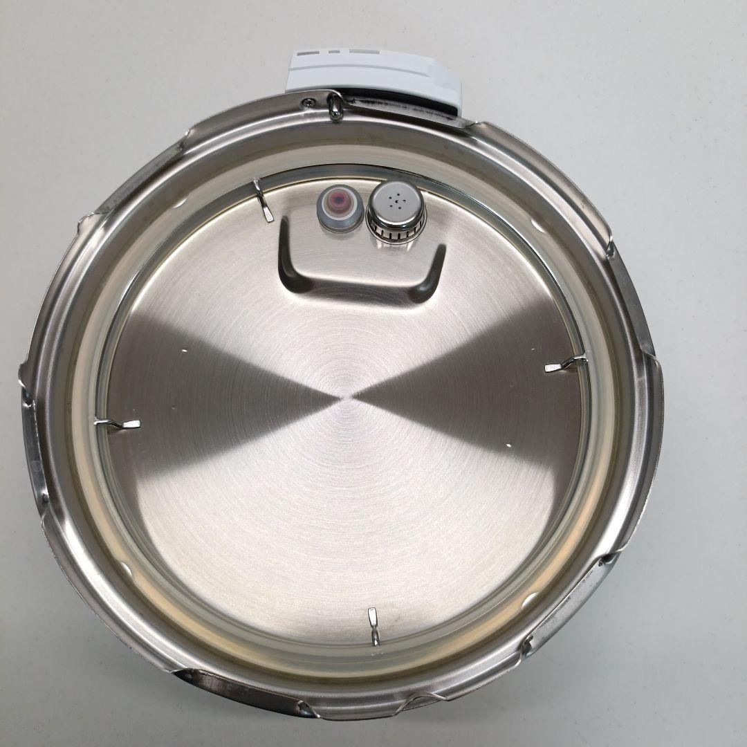 IRIS OHYAMA 電気圧力鍋6L PC-EMA6-W 2023年製