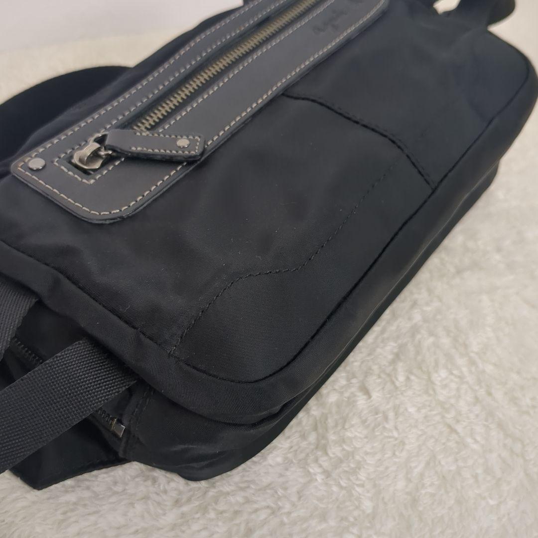 【未使用品】agnes b.VOYAGE　アニエスベー　ナイロン　レザー　黒