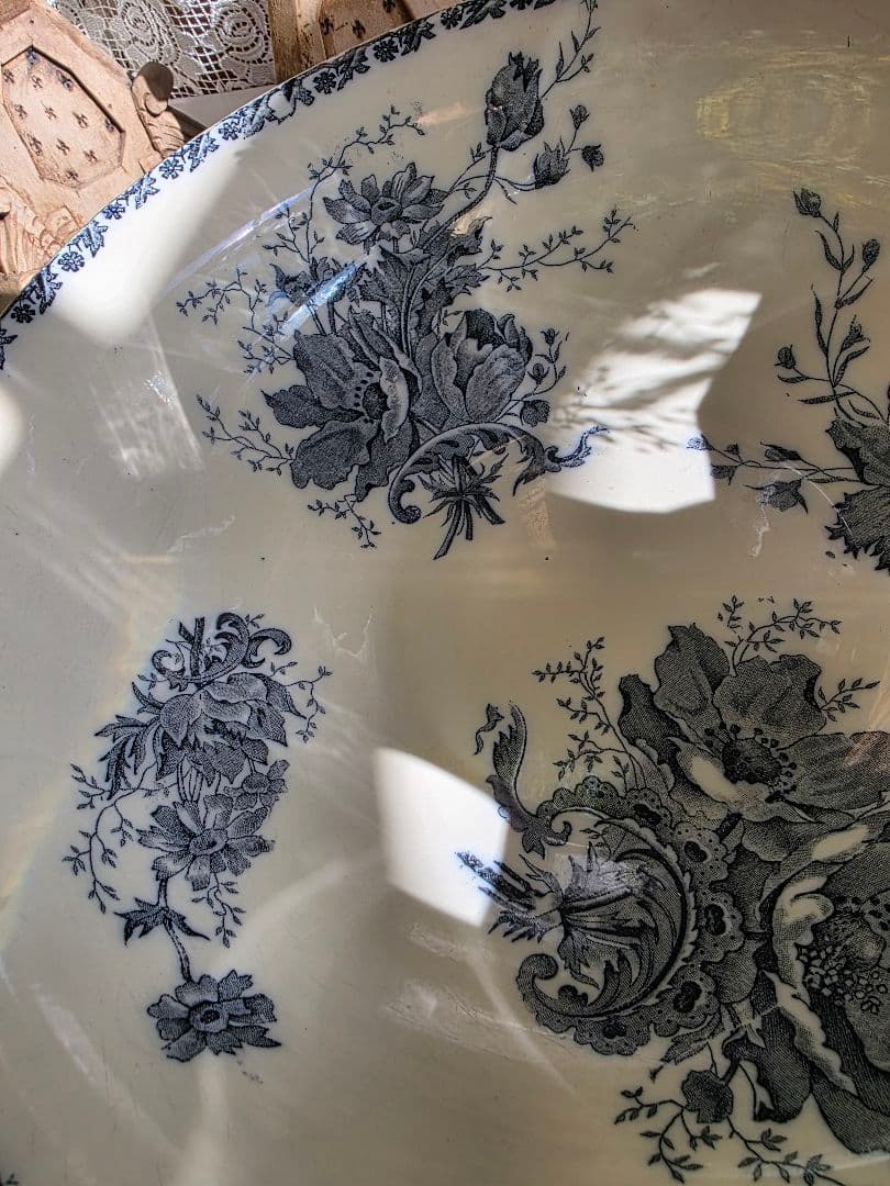 Saint-Amand窯のアンティークピシェとベイスン Anemoneアネモネ