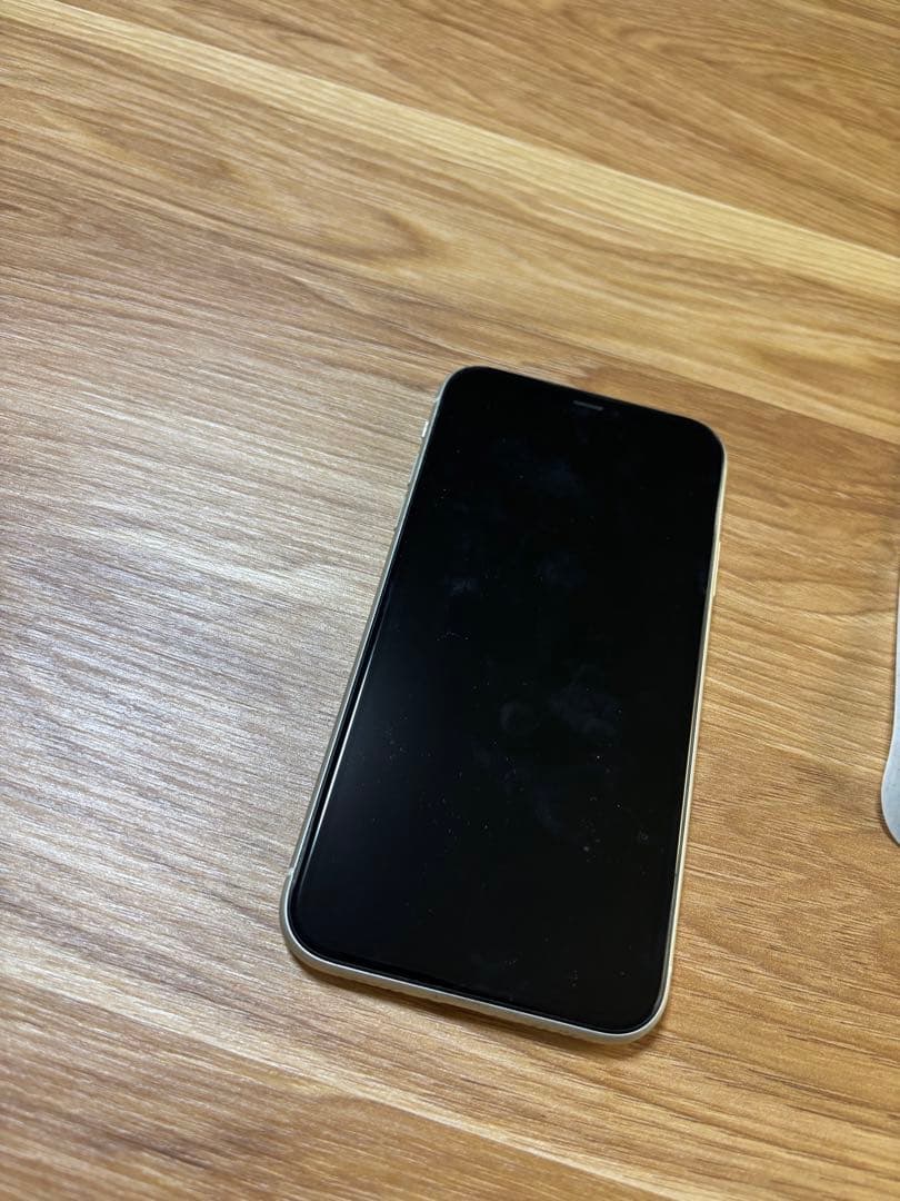 iPhone11 64GB 本体 のみ