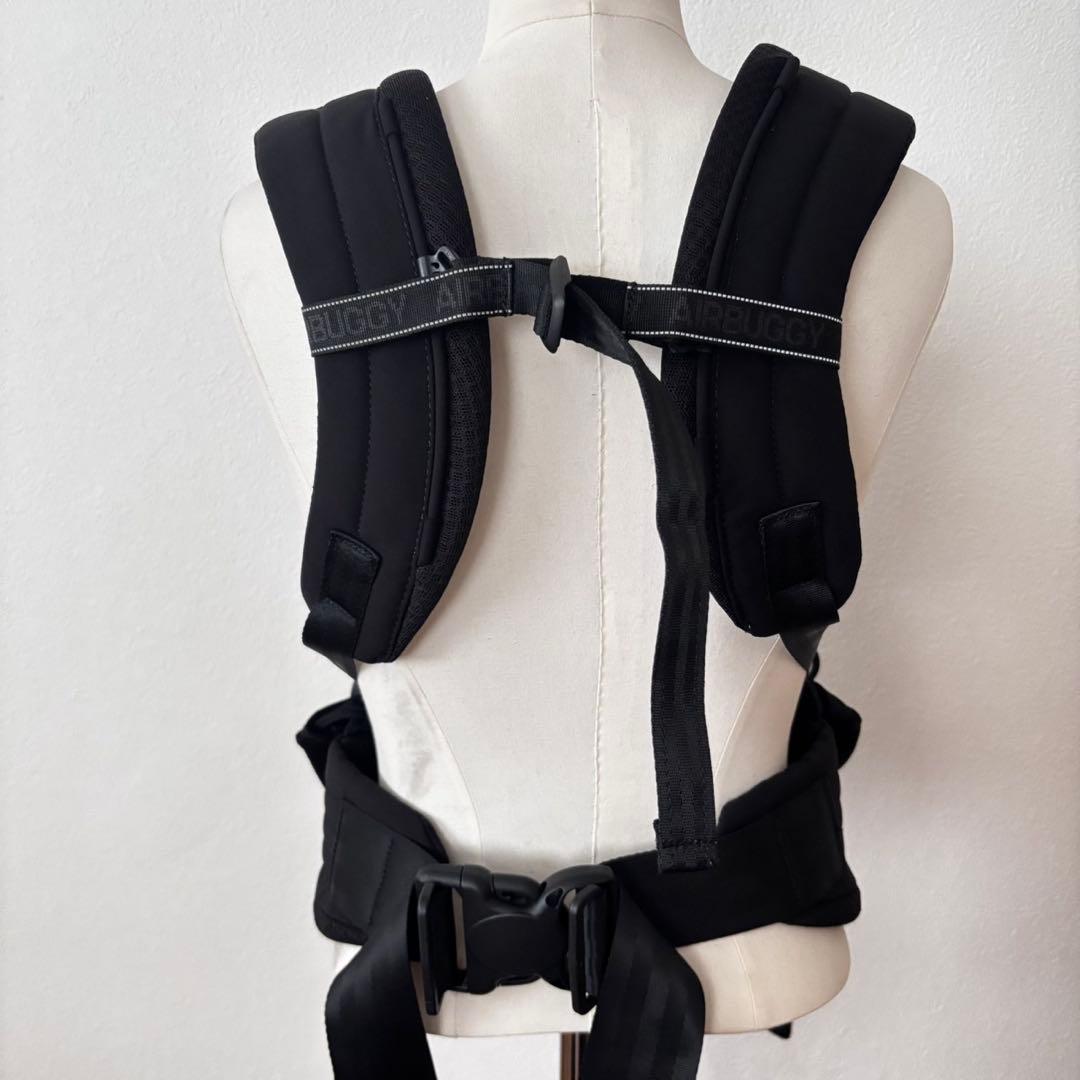 ＊美品＊AIRBUGGY エアバギー 抱っこ紐 ベビーキャリア ブラック