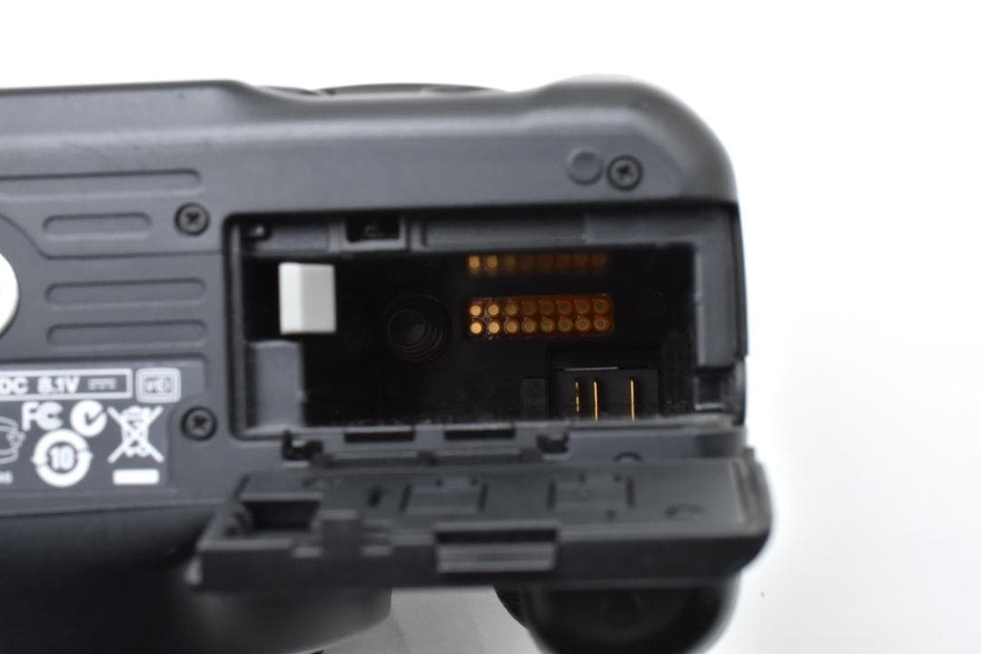 【良品】CanonキャノンEOS kissX4バッテリー充電器付き# 8252