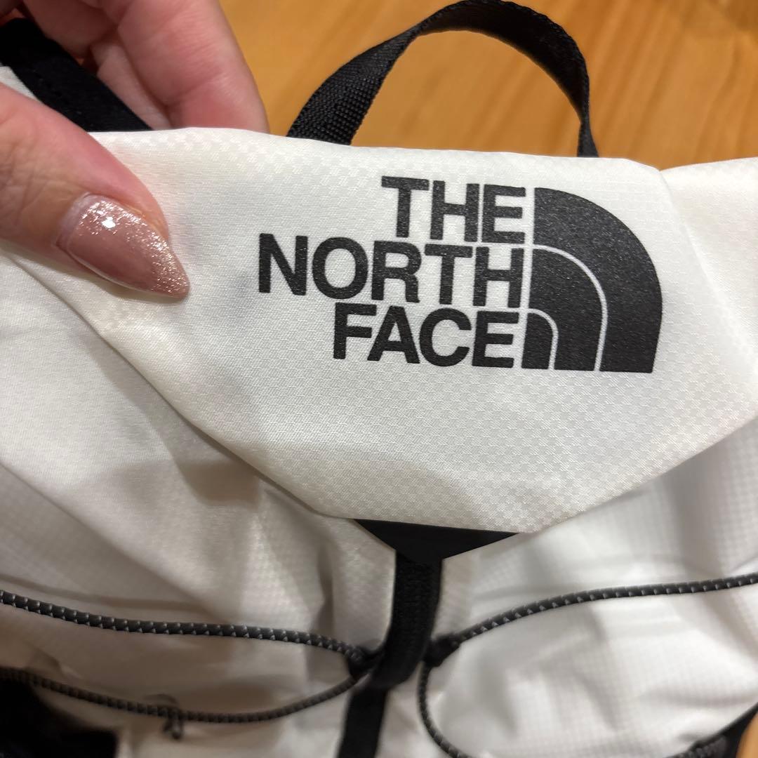 【美品】ノースフェイス リュック TR6 ホワイトxブラック NM62105 S