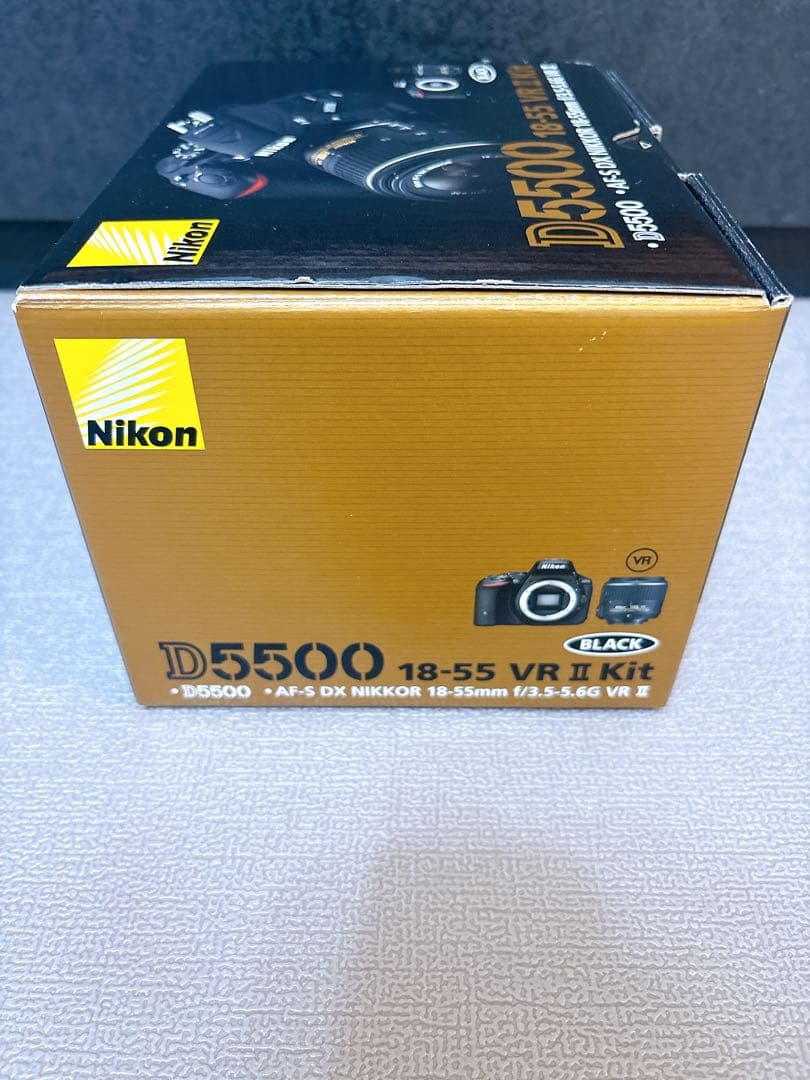 【美品】【ショット数2515枚】ニコン Nikon D5500 レンズキット