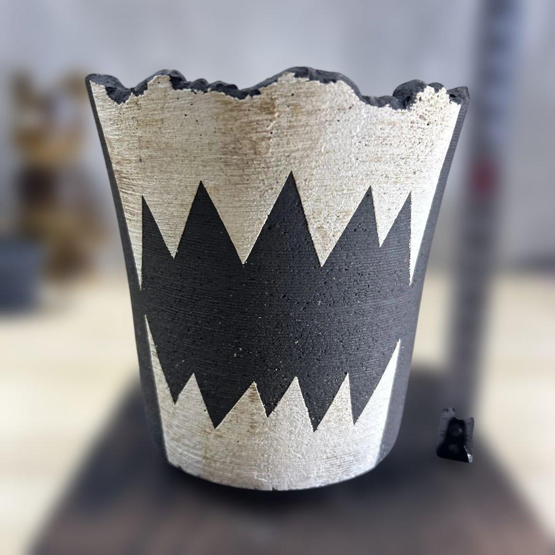 手作植木鉢 （ 塊根植物 グラキリス パキプス アガベ)