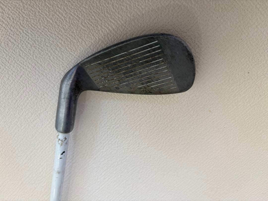 ジュニア用のゴルフクラブ