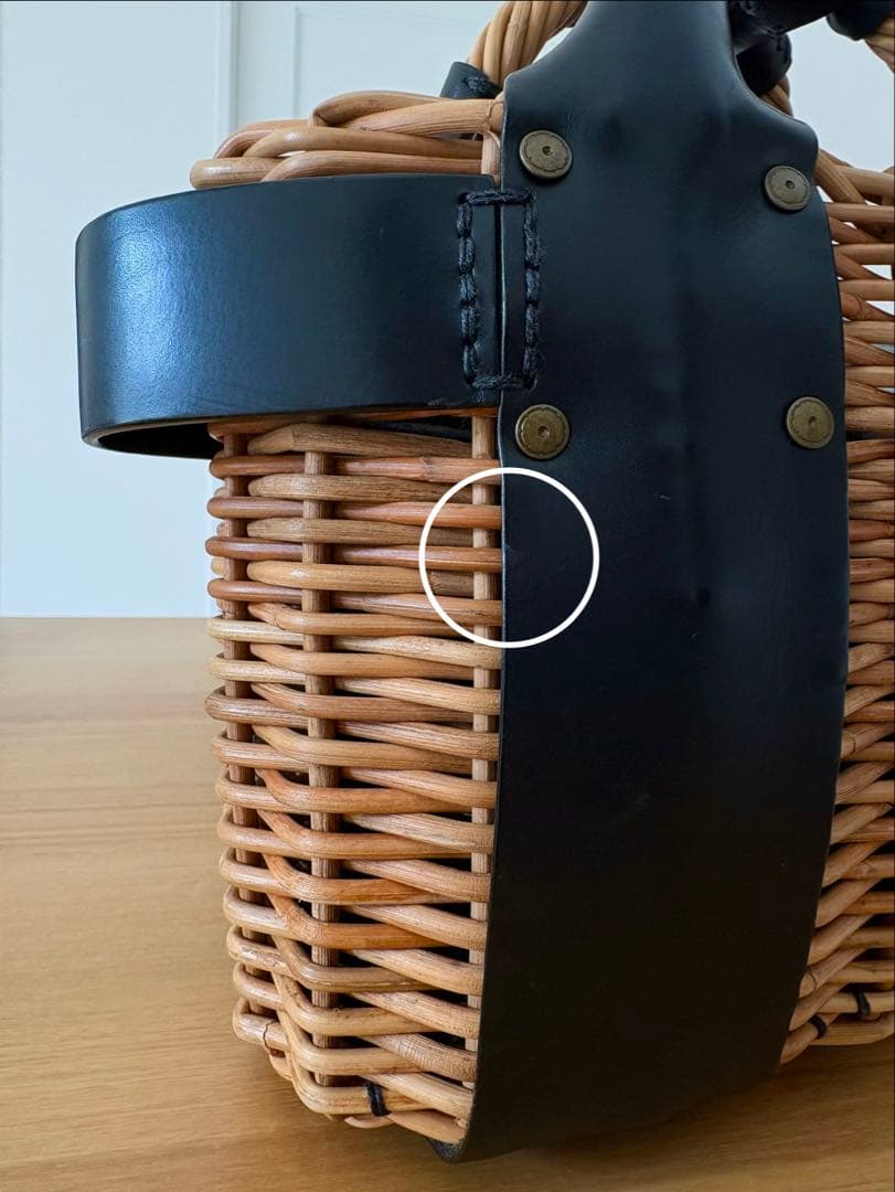 極美品　ebagos オイルショルダーミニ 紅籐 ブラック エバゴス　黒