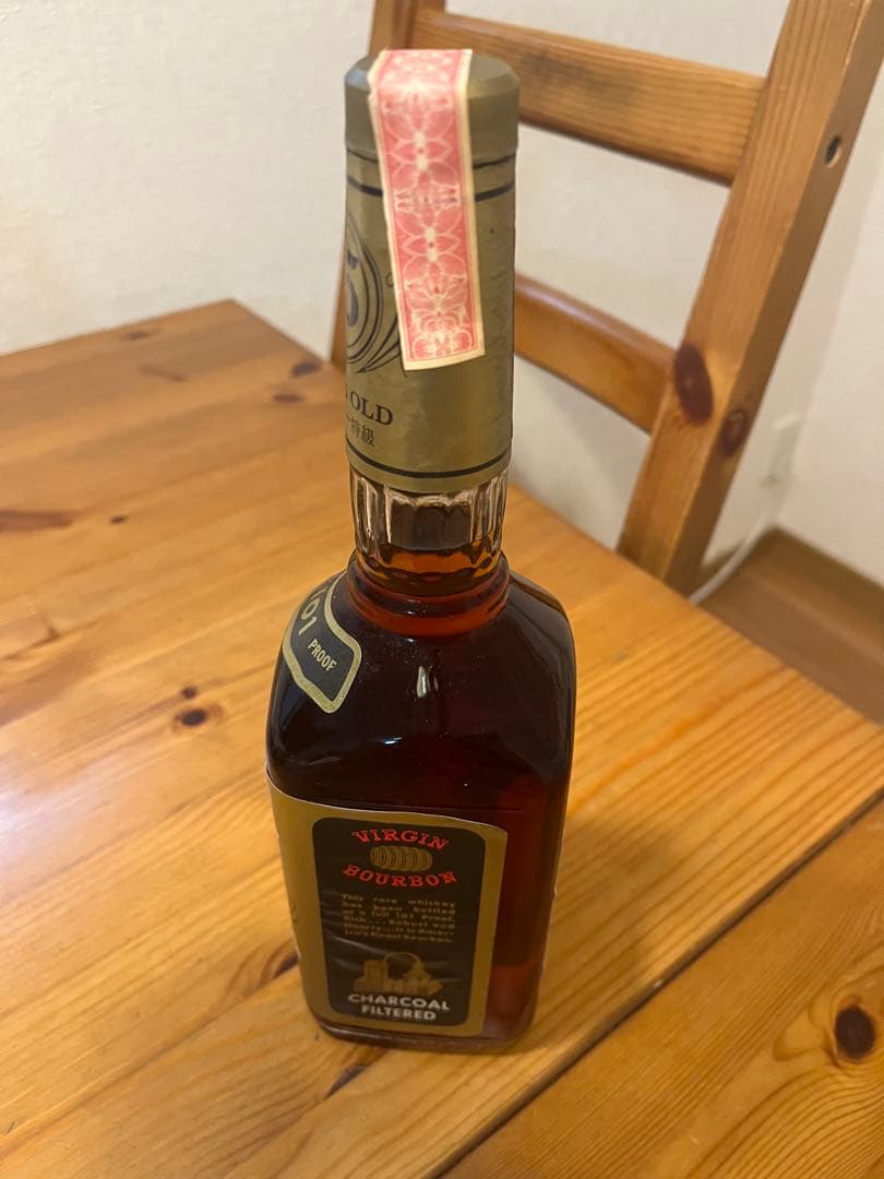 VIRGIN BOURBON 15 YEARS OLD ヴァージンバーボン15年