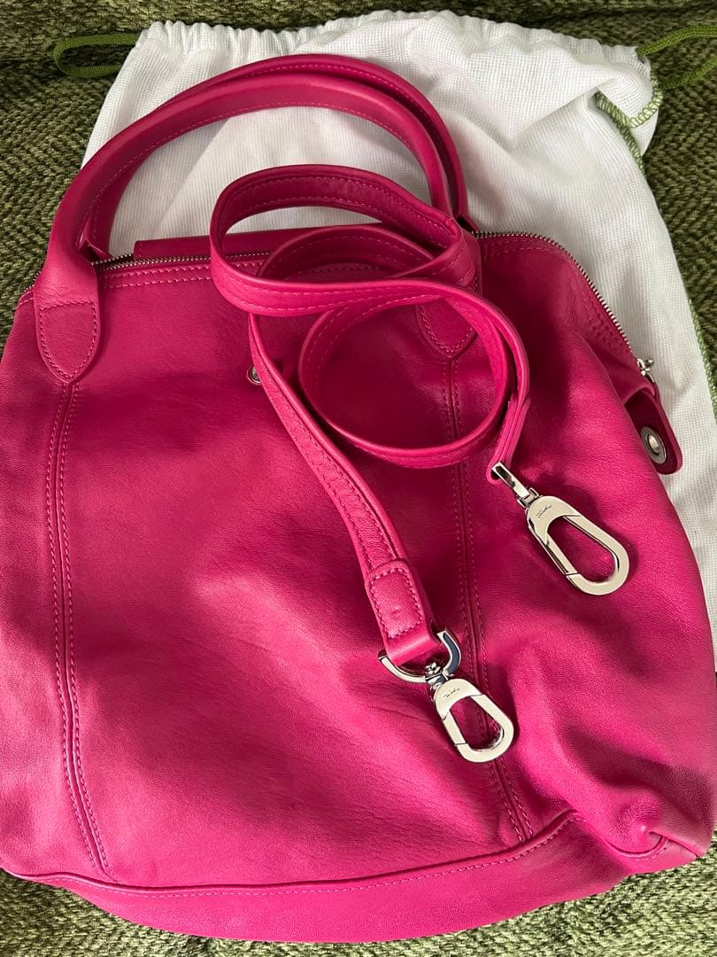 ロンシャン　リアルレザー　本革　ピンクレザーショルダーバッグ