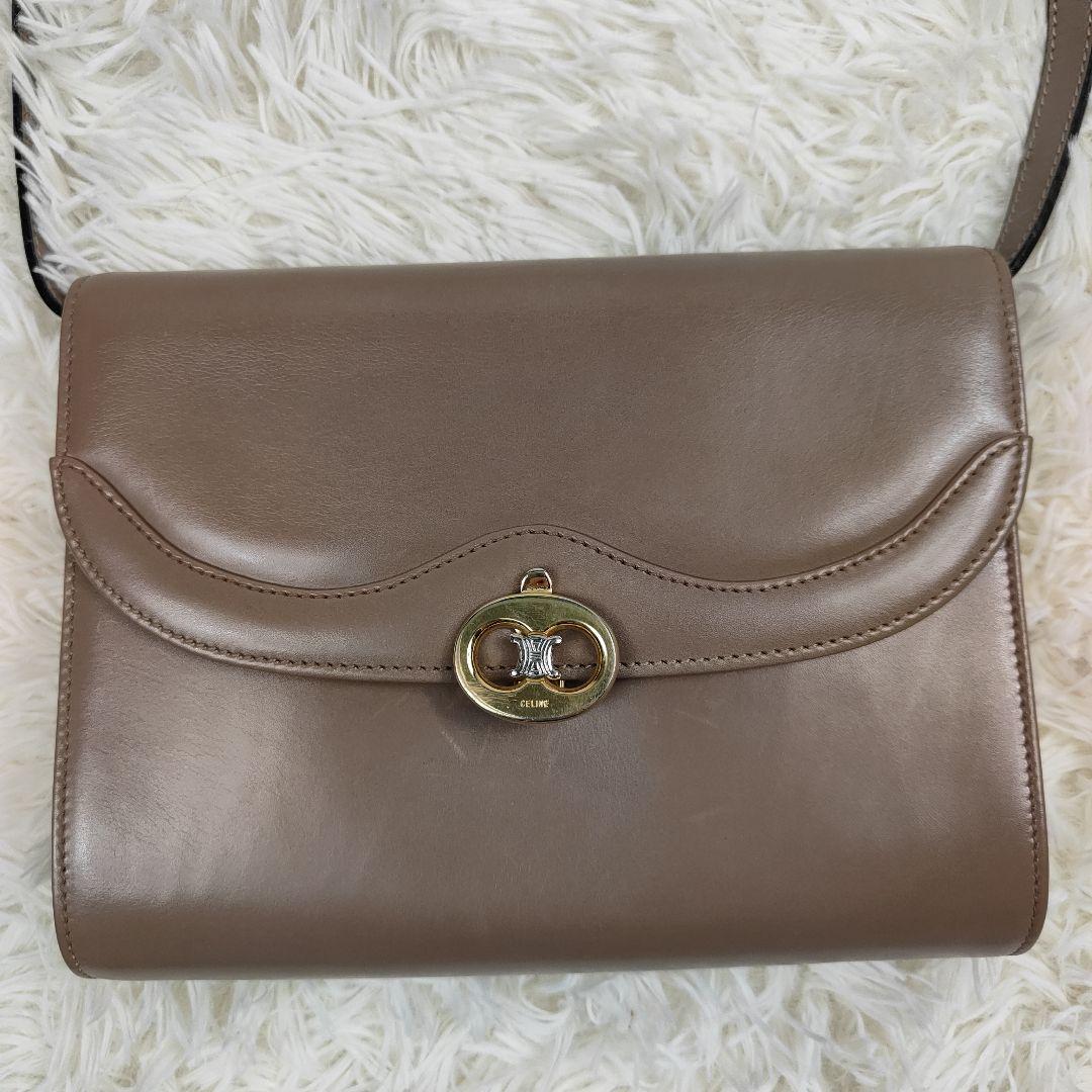 本日限定価格　セリーヌ　ショルダーバッグ　トリオンフ金具　2way　レザー