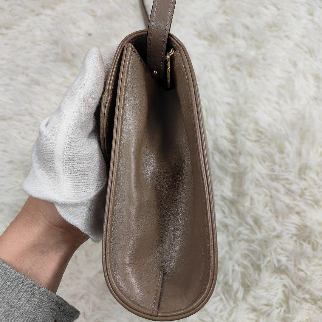 本日限定価格　セリーヌ　ショルダーバッグ　トリオンフ金具　2way　レザー