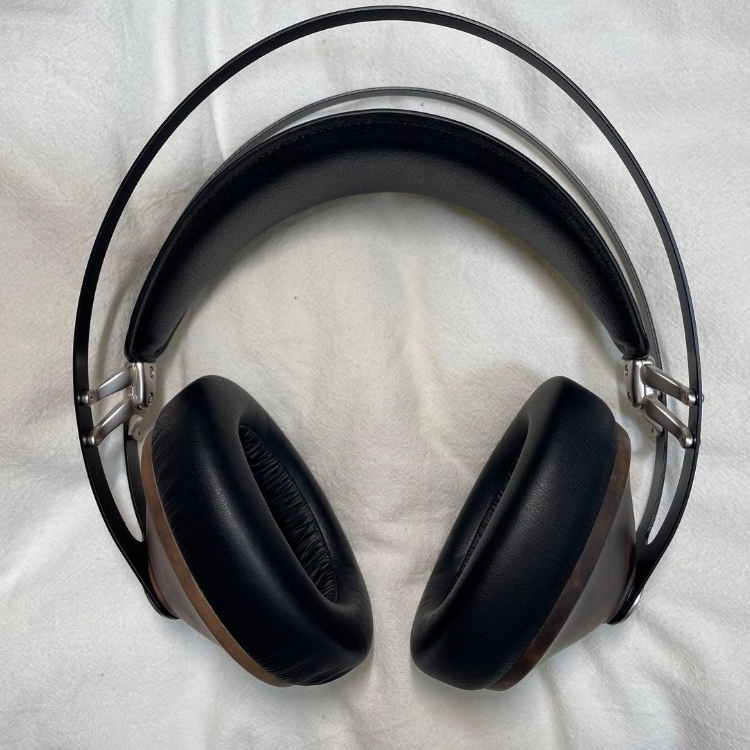 ヘッドホン Meze Audio 99 Classics WALNUT SILVER