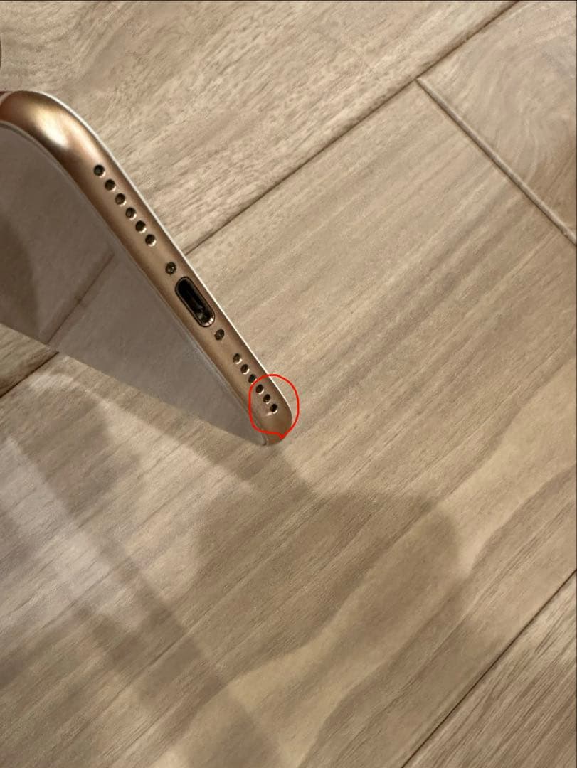 iPhone 8 ゴールド SIMフリー 美品