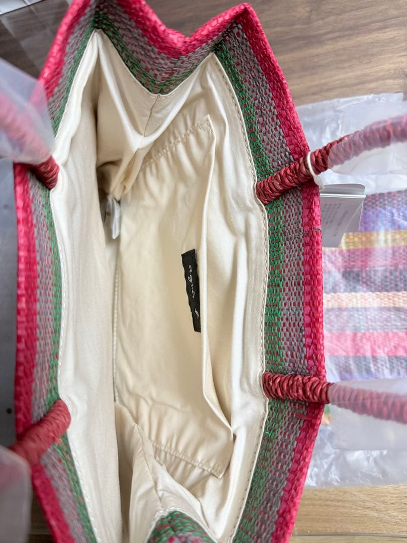 【新品・未使用・タグ付】アニエスベー　ラフィアバッグ　レッドベース　2049