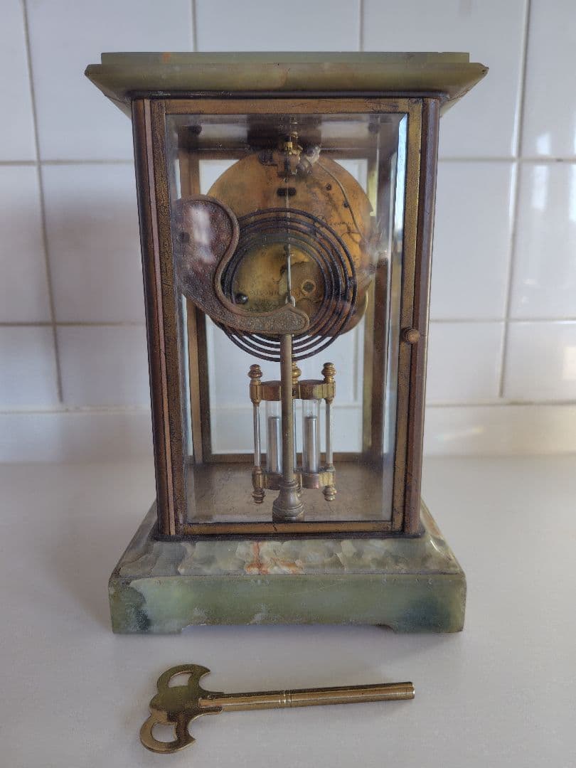 アンソニア　振り子時計