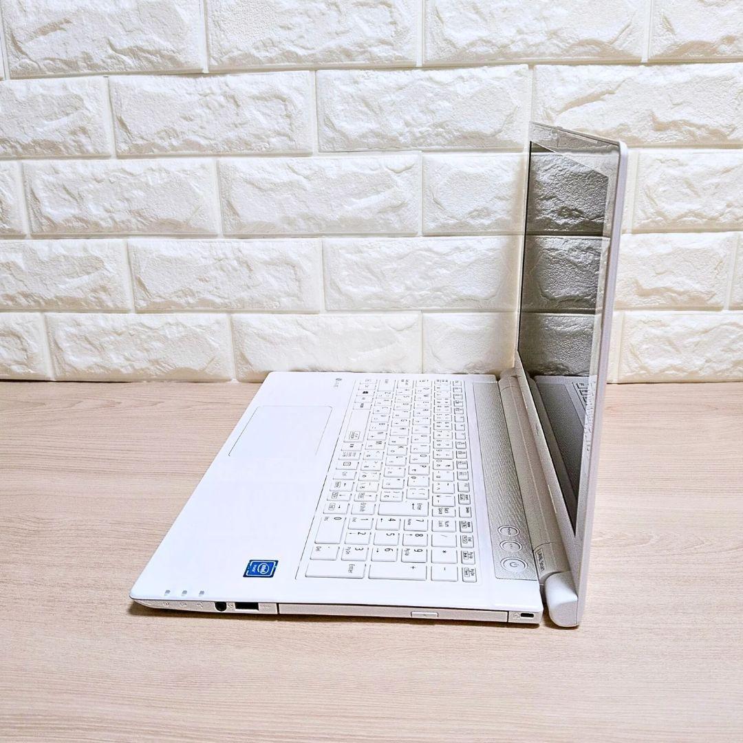すぐ使えるNECノートパソコン✨️SSD・メモリ8GB・DVD✨️白
