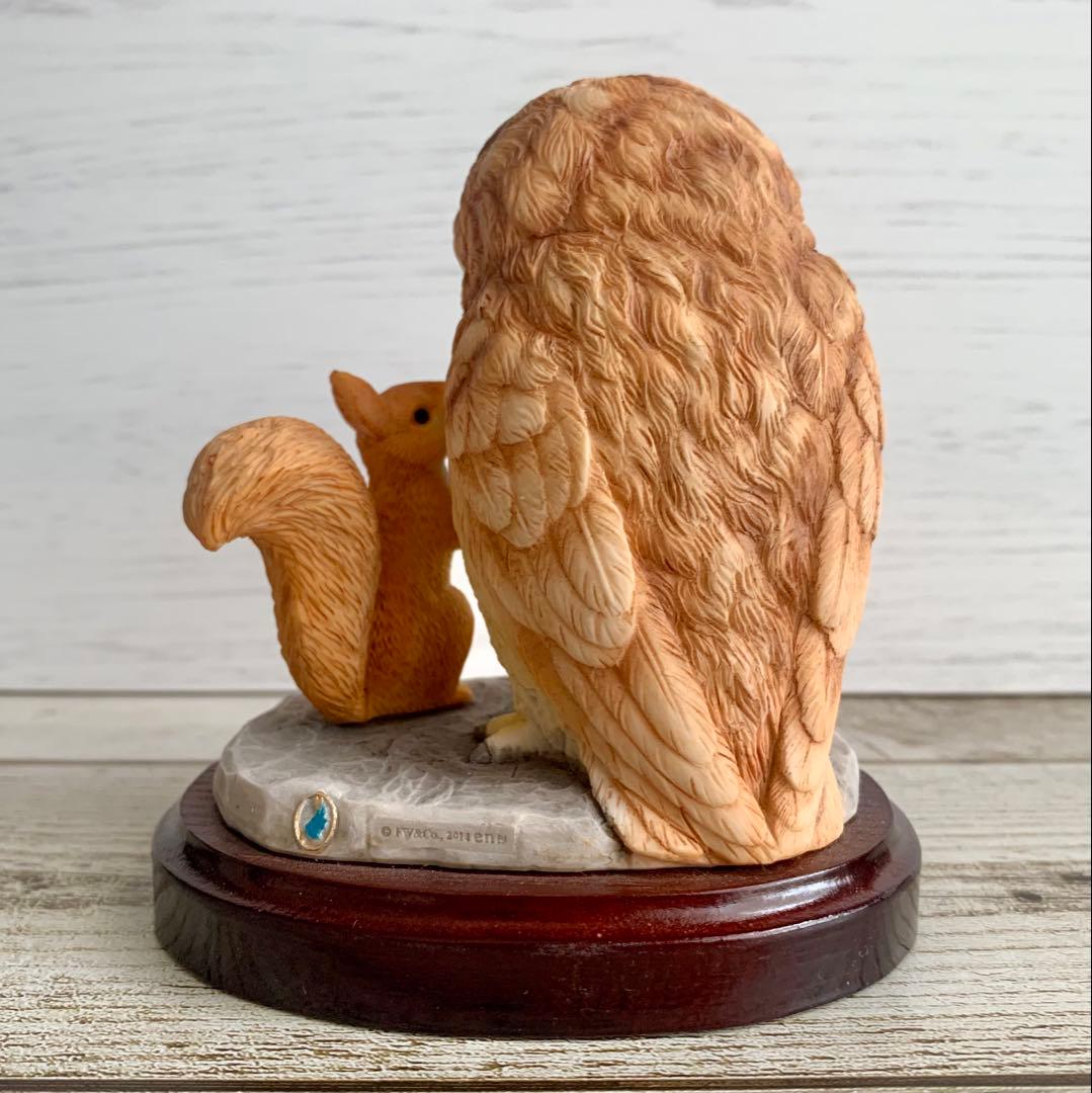 ブラウンじいさまとりすのナトキン 限定版 フィギュリン ピーターラビット 置物