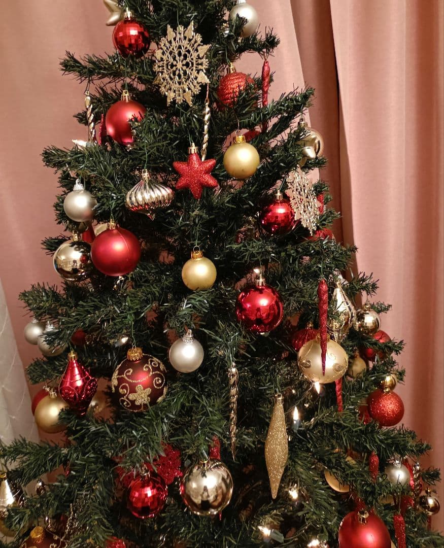 超大型 180cm クリスマスツリー 　金、赤のオーナメント　装飾品　スカート付